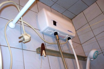 Instantaneous water heater