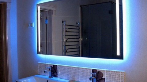 صنع إضاءة مرآة LED في الحمام