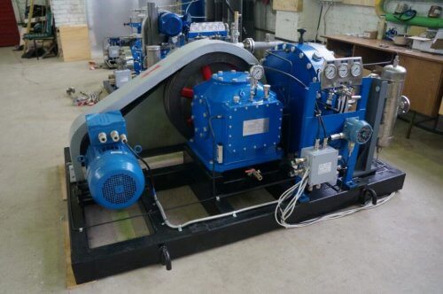 Industrial diaphragm compressor